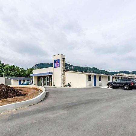 Motel 6 Troutville, Va エクステリア 写真