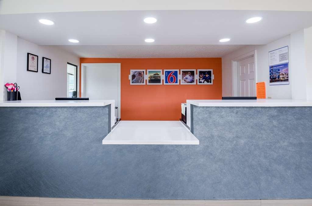 Motel 6 Troutville, Va インテリア 写真